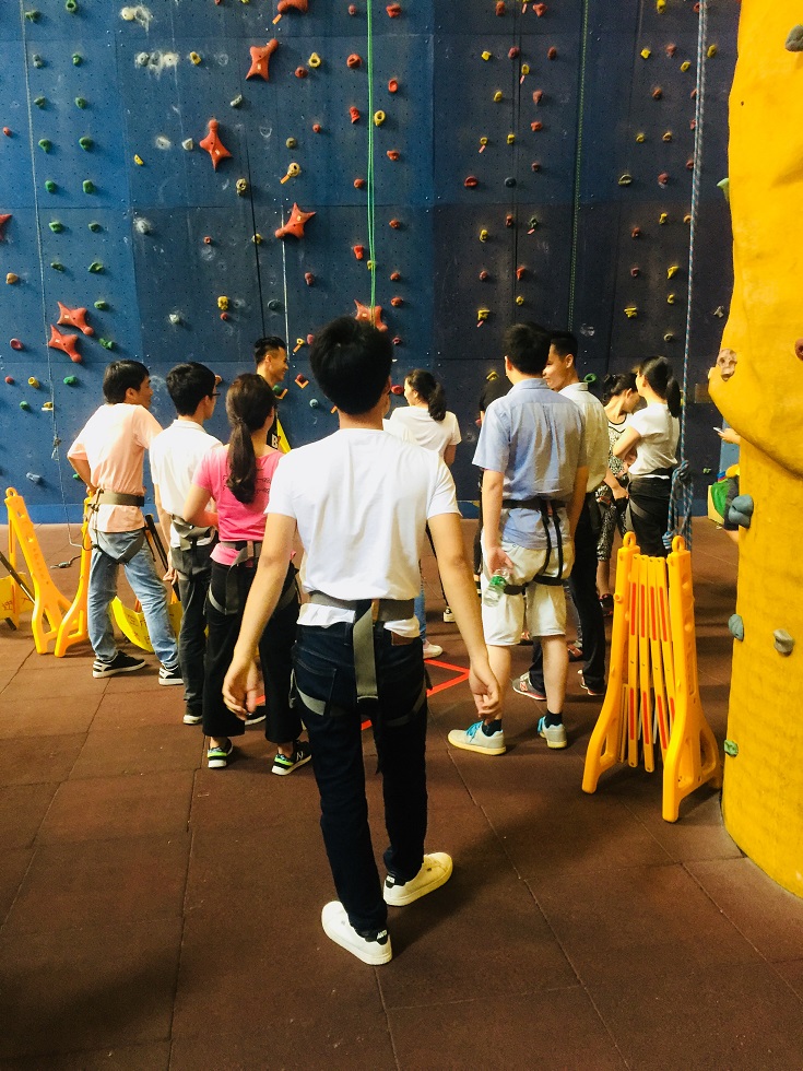 INON研工集體攀巖活動(dòng),秀的不僅僅是體能 INON研工集體攀巖活動(dòng),秀的不僅僅是體能
